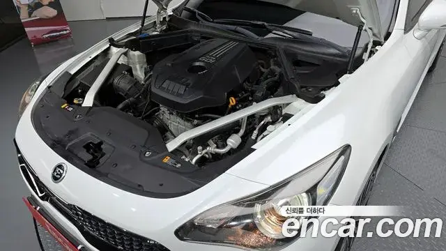 Kia Stinger 2018 — Photo 10/20