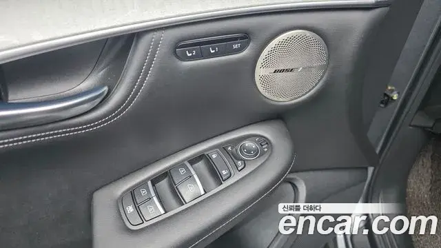 Infiniti QX50 2019 — ფოტო 16/20