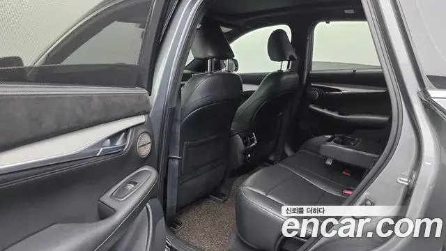 Infiniti QX50 2019 — ფოტო 17/20