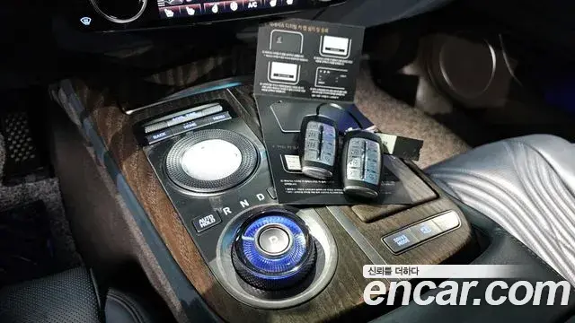 Genesis G80 2022 — Photo 18/20