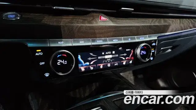 Genesis G80 2022 — Photo 10/20