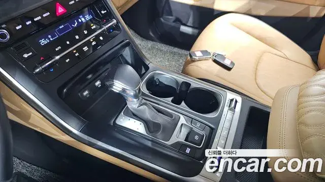 Kia Carnival 2022 — Photo 9/20