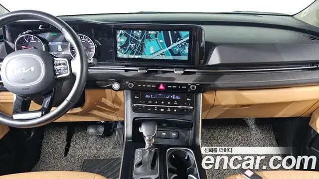 Kia Carnival 2022 — Photo 14/20