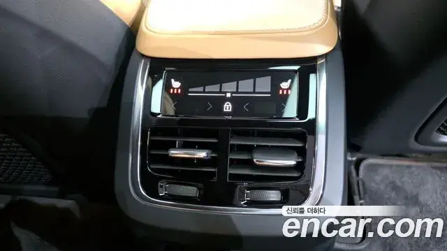 Volvo XC90 2021 — Şəkil 10/20