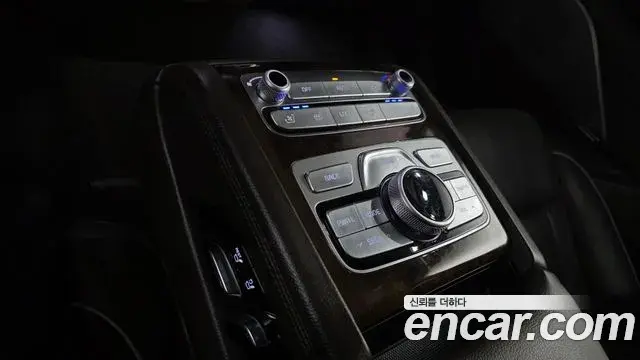 Kia The K9 2018 — ფოტო 14/20