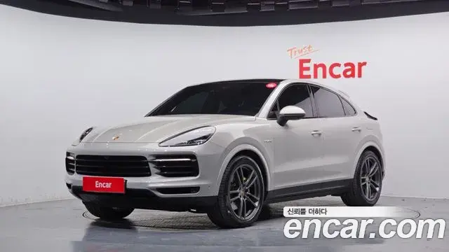 Porsche Cayenne 2021 — Photo 2/20