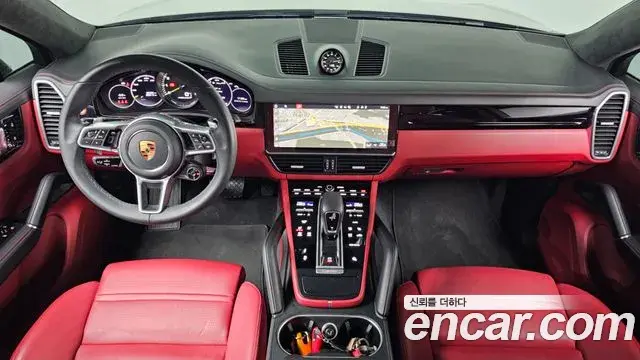 Porsche Cayenne 2021 — Photo 3/20