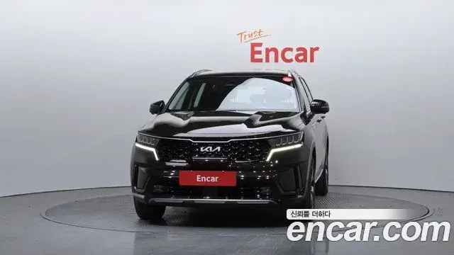 Kia Sorento 2023 — ფოტო 5/20