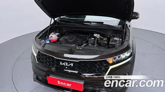 Kia Sorento 2023 — ფოტო 1/20