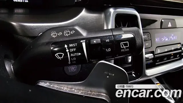 Kia Sorento 2023 — ფოტო 10/20