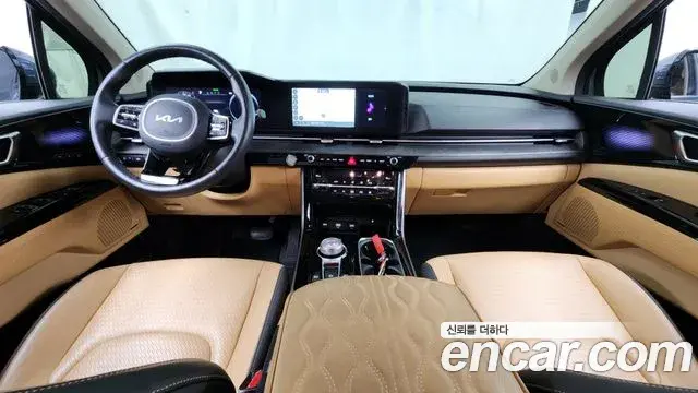 Kia Carnival 2022 — Şəkil 17/20