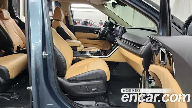 Kia Carnival 2022 — Şəkil 13/20