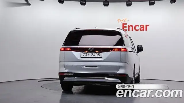 Kia Carnival 2020 — Фото 4/20
