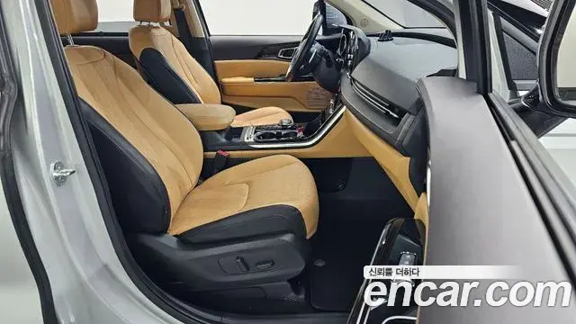 Kia Carnival 2020 — Фото 10/20
