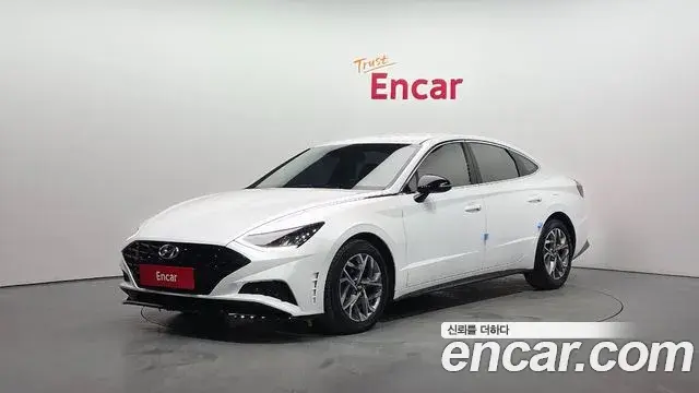 Hyundai Sonata Hybrid 2022 — Photo 5/20