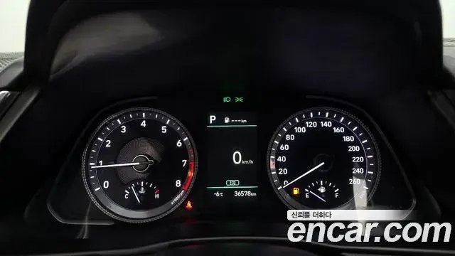 Hyundai Sonata Hybrid 2022 — Photo 20/20