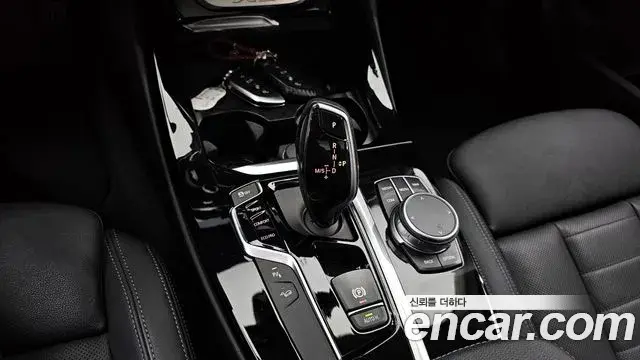 BMW X3 2021 — ფოტო 19/20