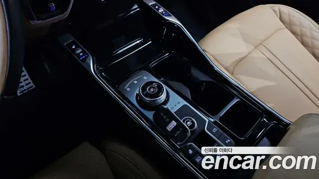 Kia Sorento 2023 — Photo 13/20