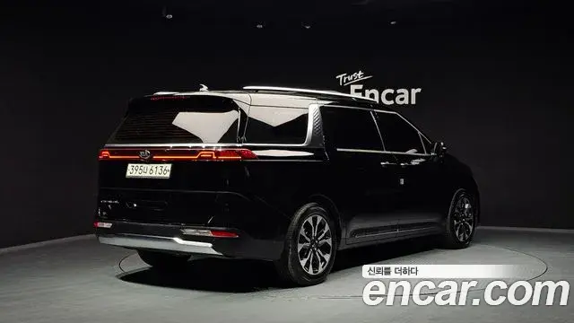 Kia Carnival 2020 — Фото 2/20