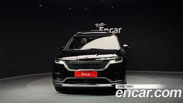 Kia Carnival 2020 — Фото 3/20