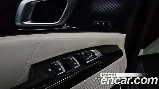 Kia Carnival 2020 — Фото 17/20