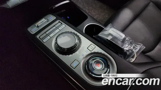 Genesis GV70 2022 — Şəkil 3/20