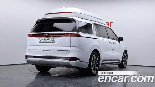 Kia Carnival 2021 — Photo 2/20