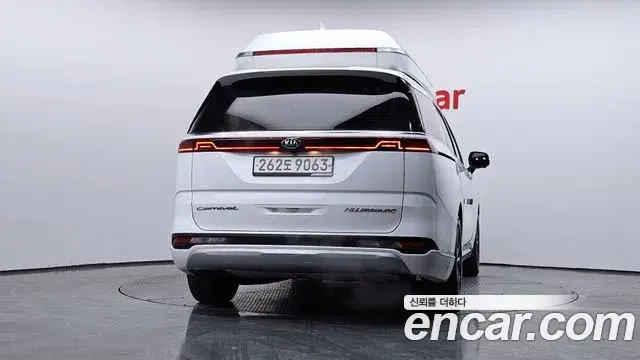 Kia Carnival 2021 — Photo 4/20