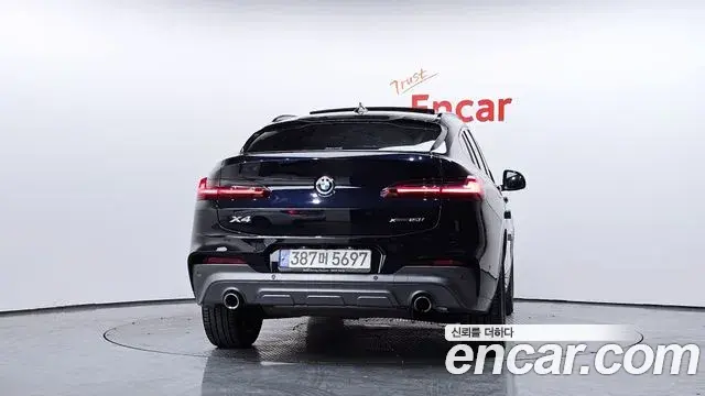 BMW X4 2021 — ფოტო 9/20