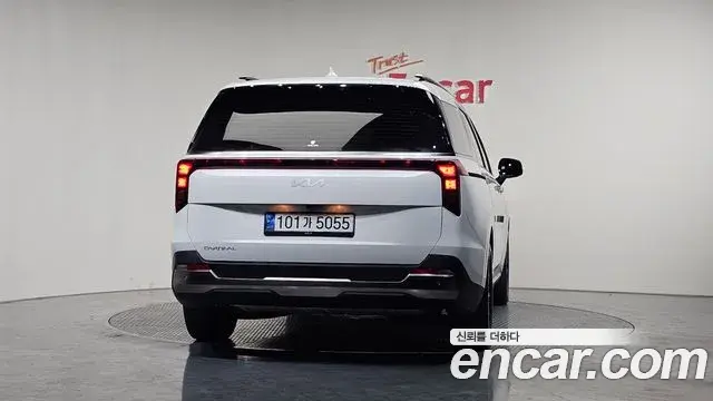 Kia Carnival 2024 — Photo 18/20