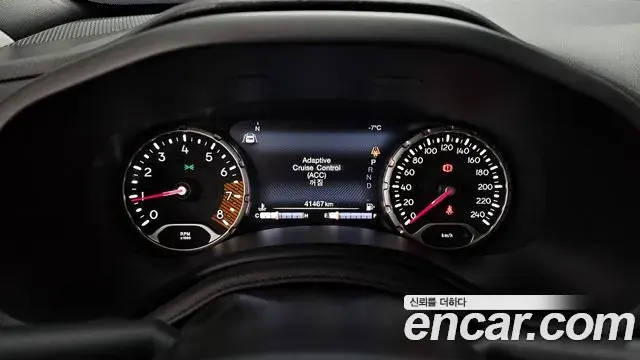 Jeep Renegade 2021 — Photo 14/20
