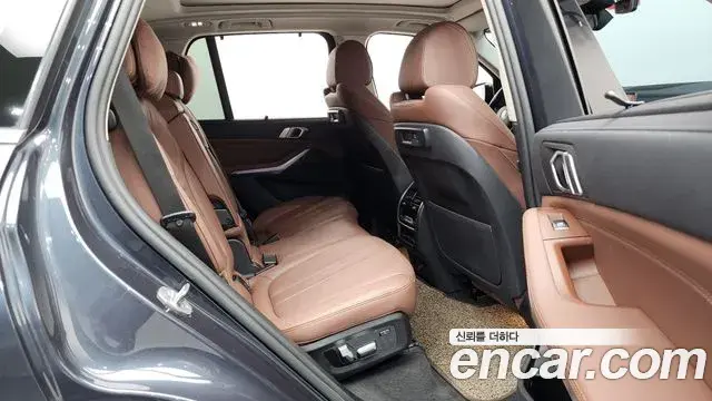 BMW X5 2022 — ფოტო 15/20