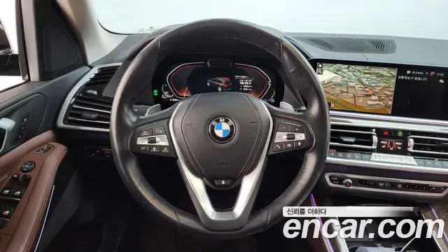 BMW X5 2022 — ფოტო 6/20