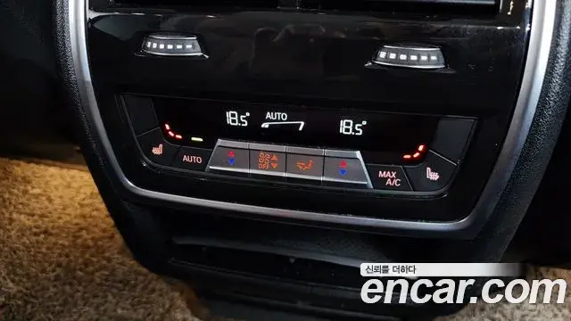 BMW X5 2022 — ფოტო 17/20