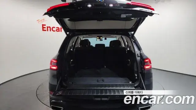 BMW X5 2022 — ფოტო 14/20