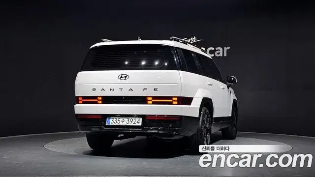 Hyundai Santa Fe 2023 — Photo 13/20
