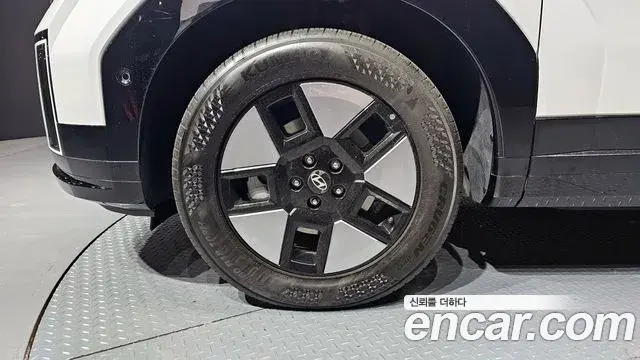 Hyundai Santa Fe 2023 — Photo 10/20