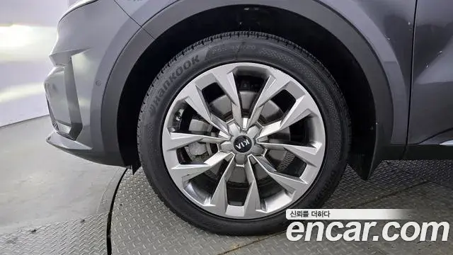 Kia Sorento 2021 — ფოტო 11/20