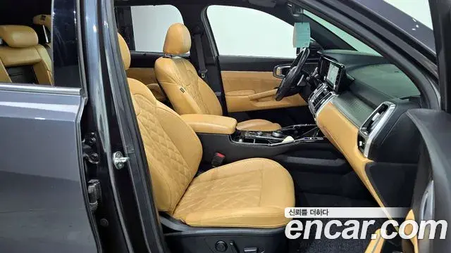Kia Sorento 2021 — ფოტო 18/20