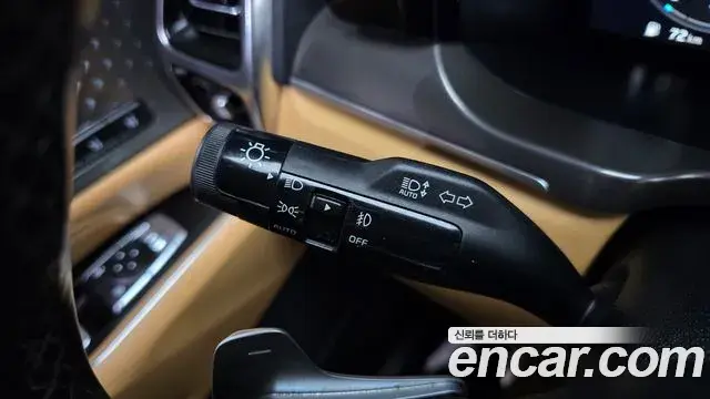 Kia Sorento 2021 — ფოტო 16/20