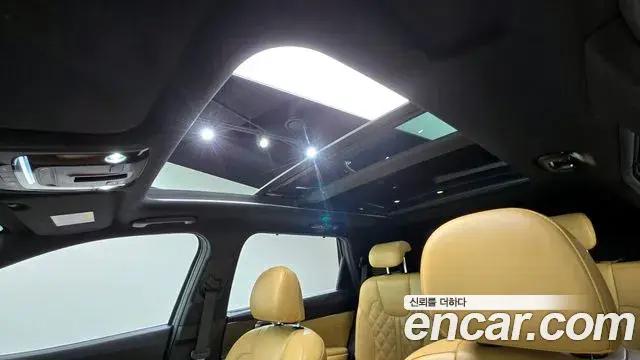 Kia Sorento 2021 — ფოტო 19/20