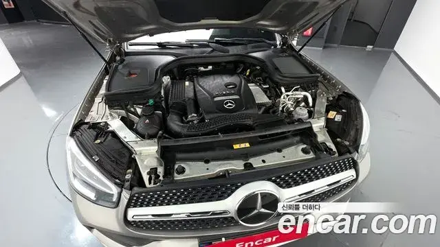 Mercedes-Benz GLC-Class 2021 — Photo 7/20