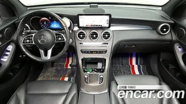 Mercedes-Benz GLC-Class 2021 — Photo 2/20