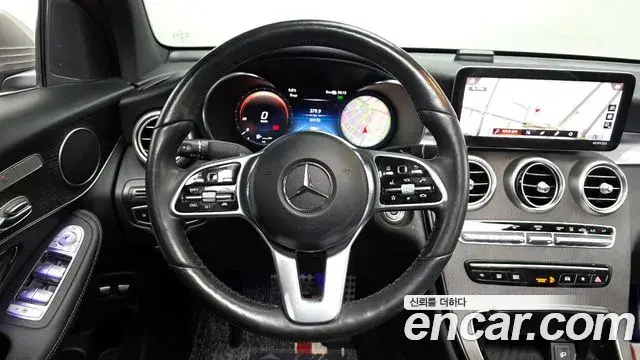Mercedes-Benz GLC-Class 2021 — Photo 16/20