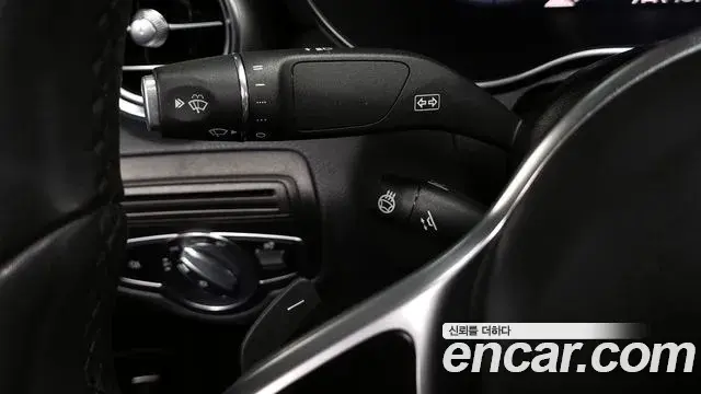 Mercedes-Benz GLC-Class 2021 — Photo 5/20