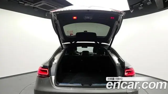 Mercedes-Benz GLC-Class 2021 — Photo 8/20