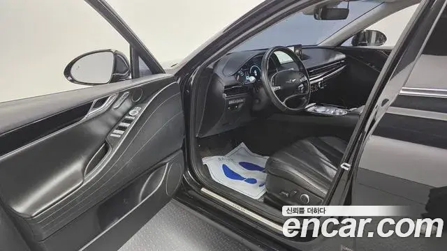 Genesis G80 2020 — ფოტო 2/20