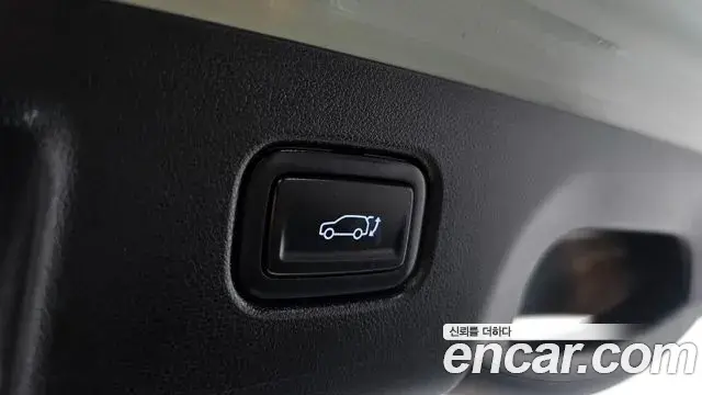 Hyundai Kona 2024 — Фото 15/20