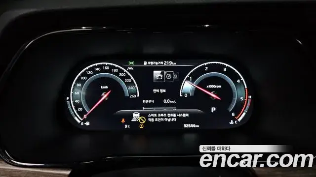 Kia Mohave The Master 2022 — ფოტო 15/20