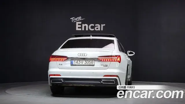 Audi A6 2022 — ფოტო 16/20